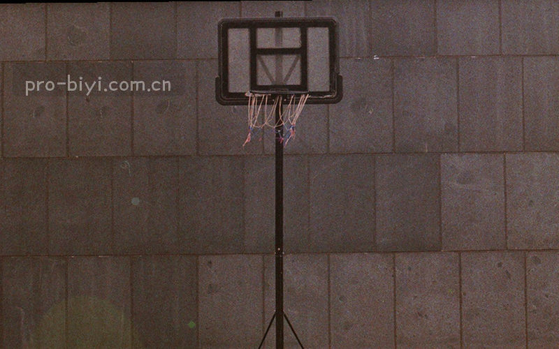 多种平板与手机设备组合，展示必一BSPORTS屏幕适配场景